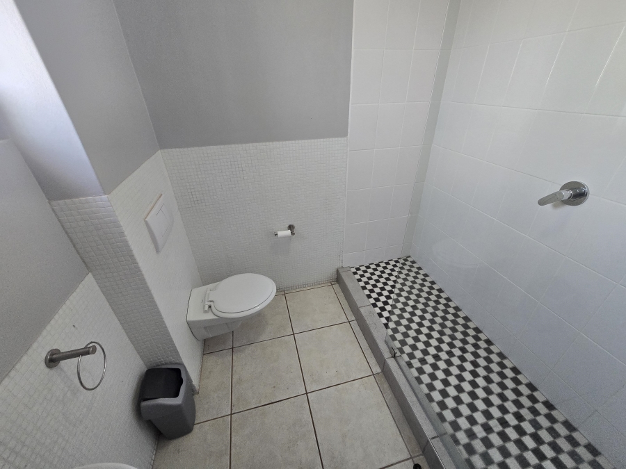 To Let 1 Bedroom Property for Rent in Mykonos Western Cape